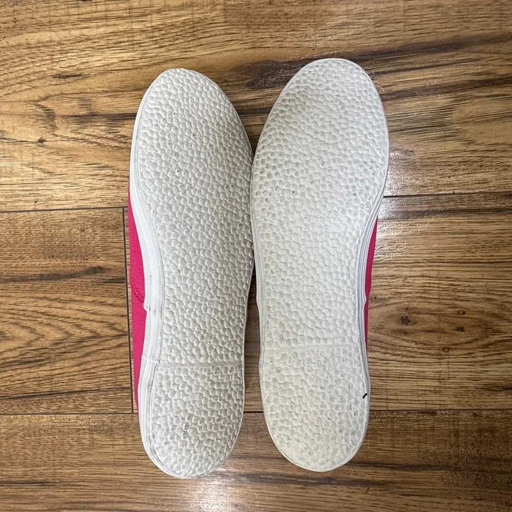 UNWORN TRULY WOMENS VIBRANT PINK SNEAKERS - Picture 7 of 11
